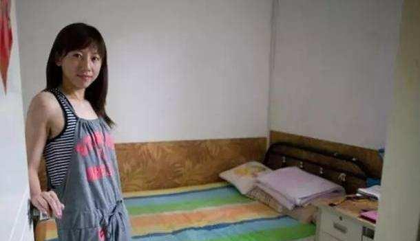 富士康女孩爆料视频播放,揭秘工厂真实工作环境 第1张 富士康女孩爆料视频播放,揭秘工厂真实工作环境 第1张